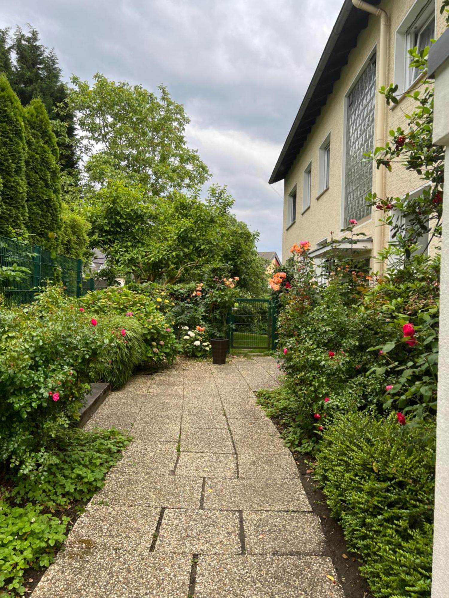 Charmante Souterrain Wohnung Dortmund Exterior photo